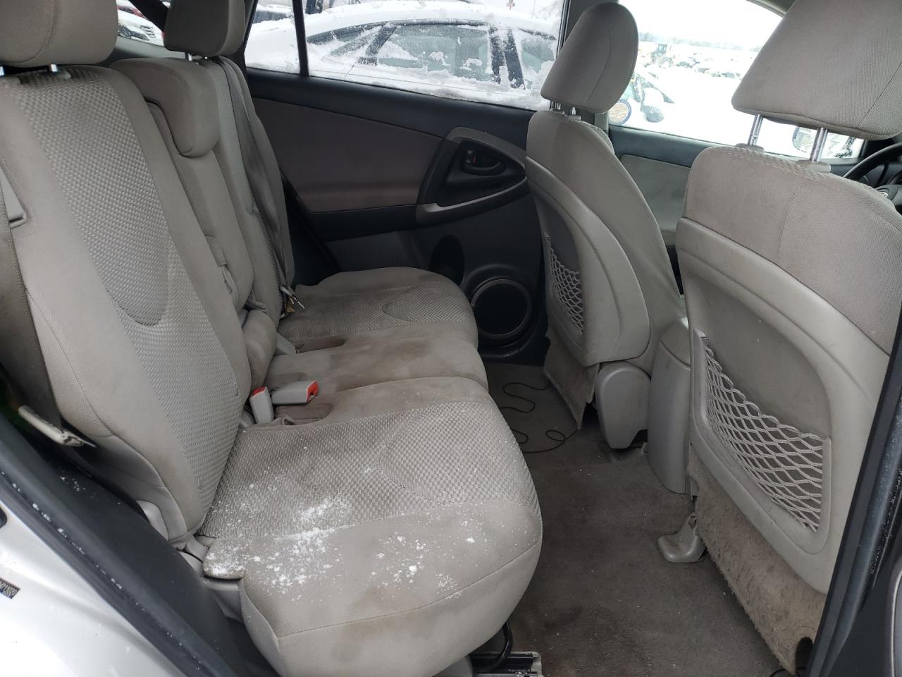 2012 Toyota RAV 4 - Image 11