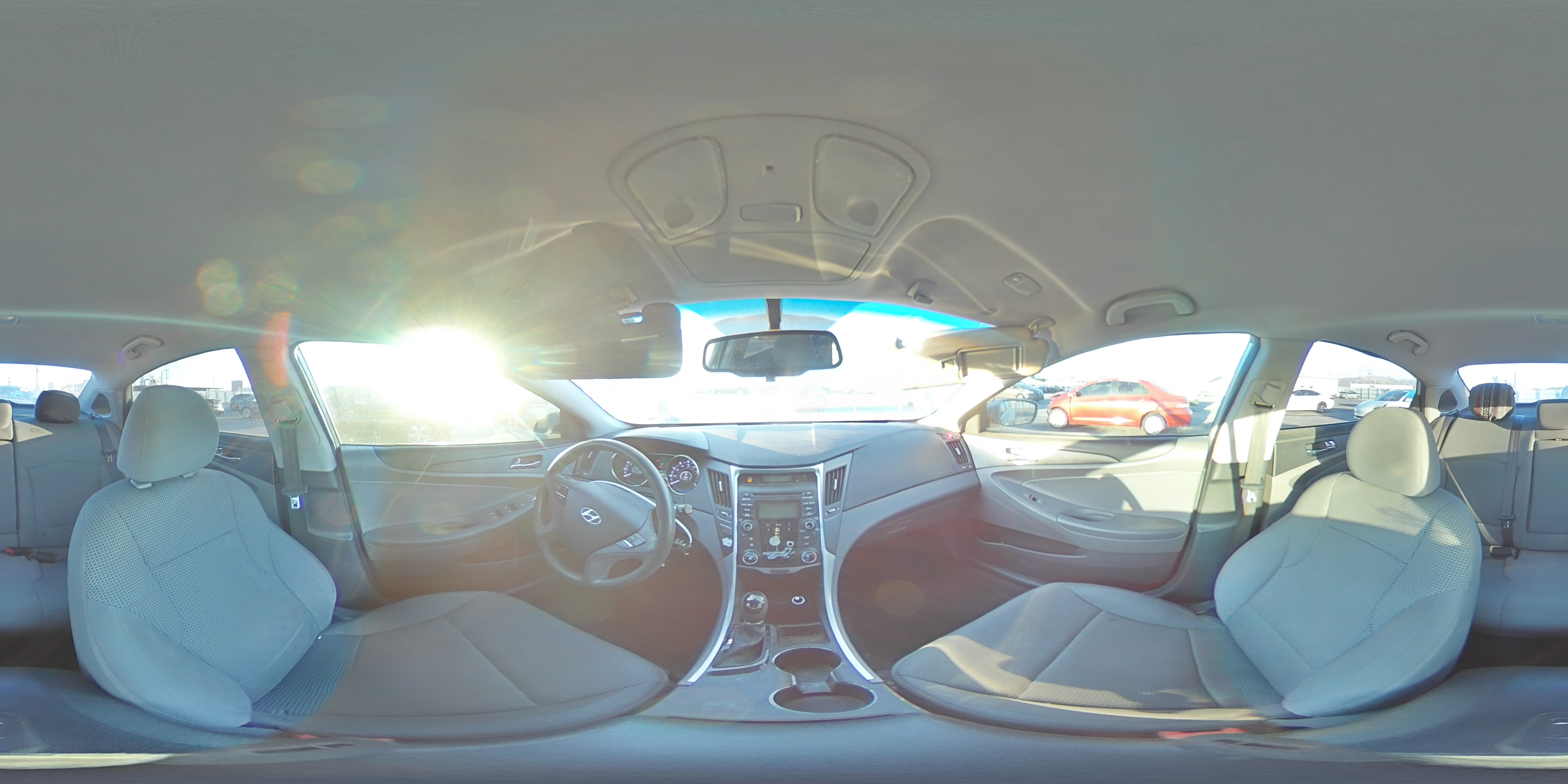 2012 Hyundai Sonata - Image 14