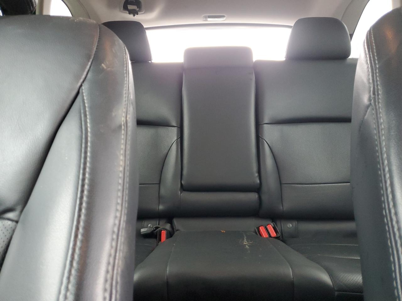 2015 Subaru Outback - Image 10