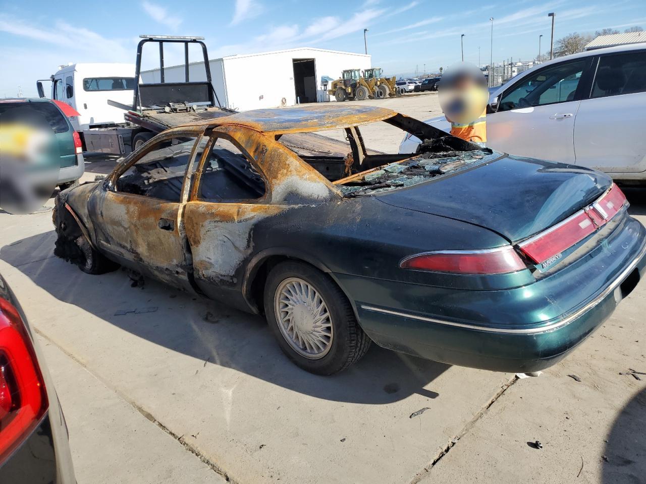 1993 Lincoln Mark VIII - Image 2