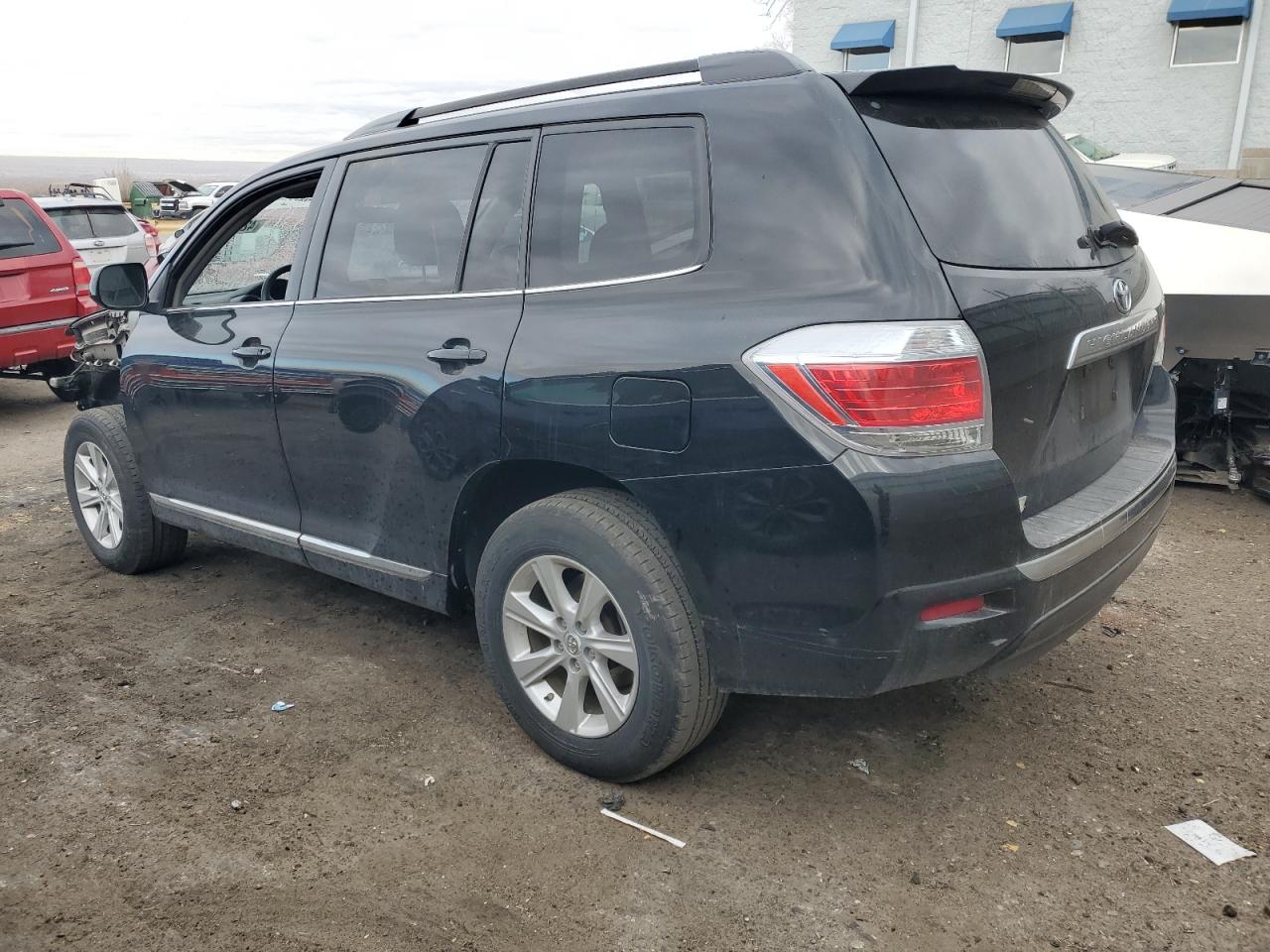 2011 Toyota Highlander - Image 2