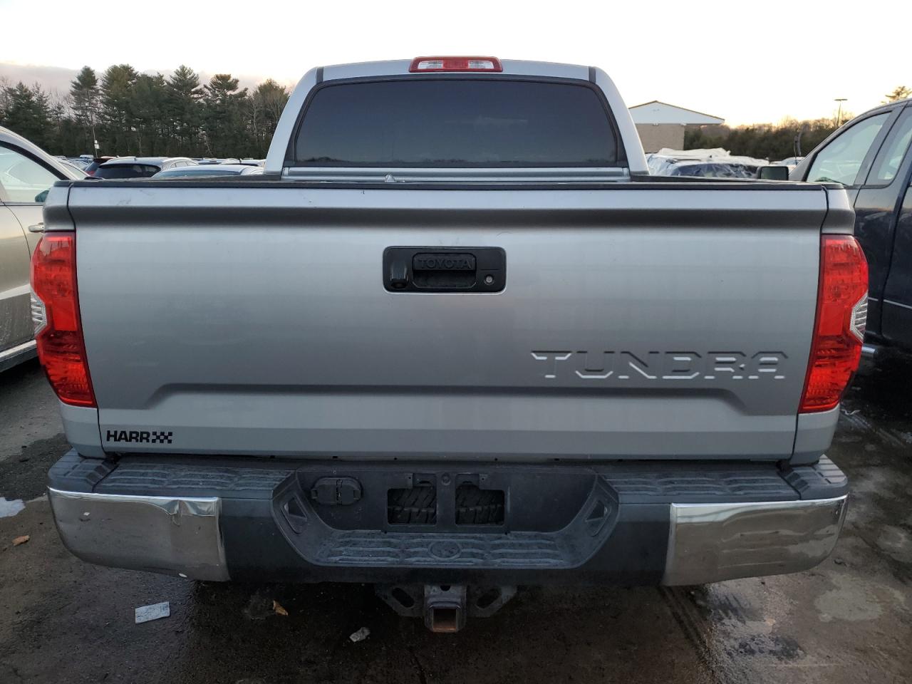 2014 Toyota Tundra - Image 6