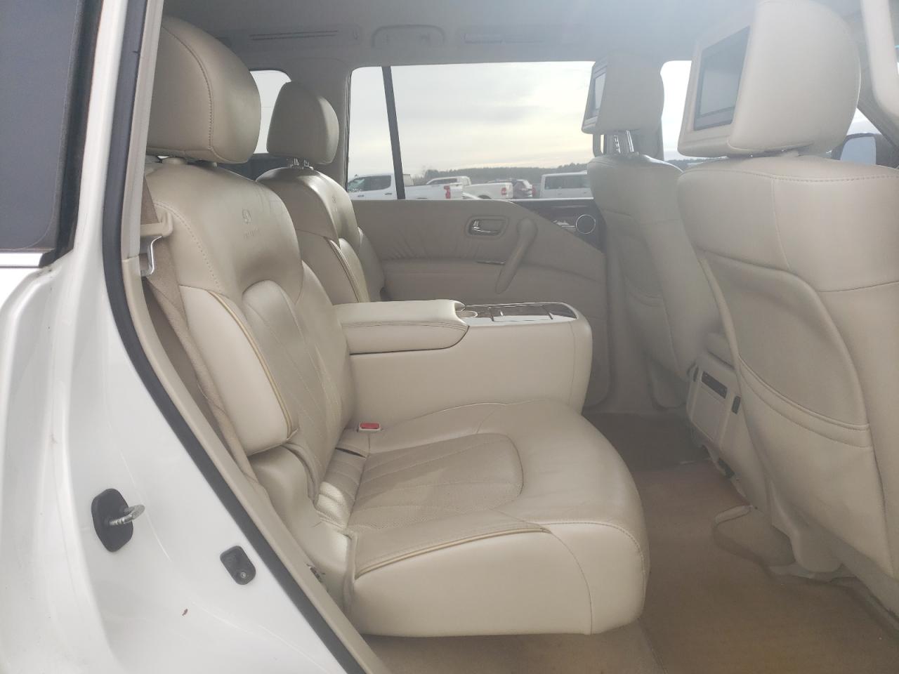 2012 Infiniti QX56 - Image 11