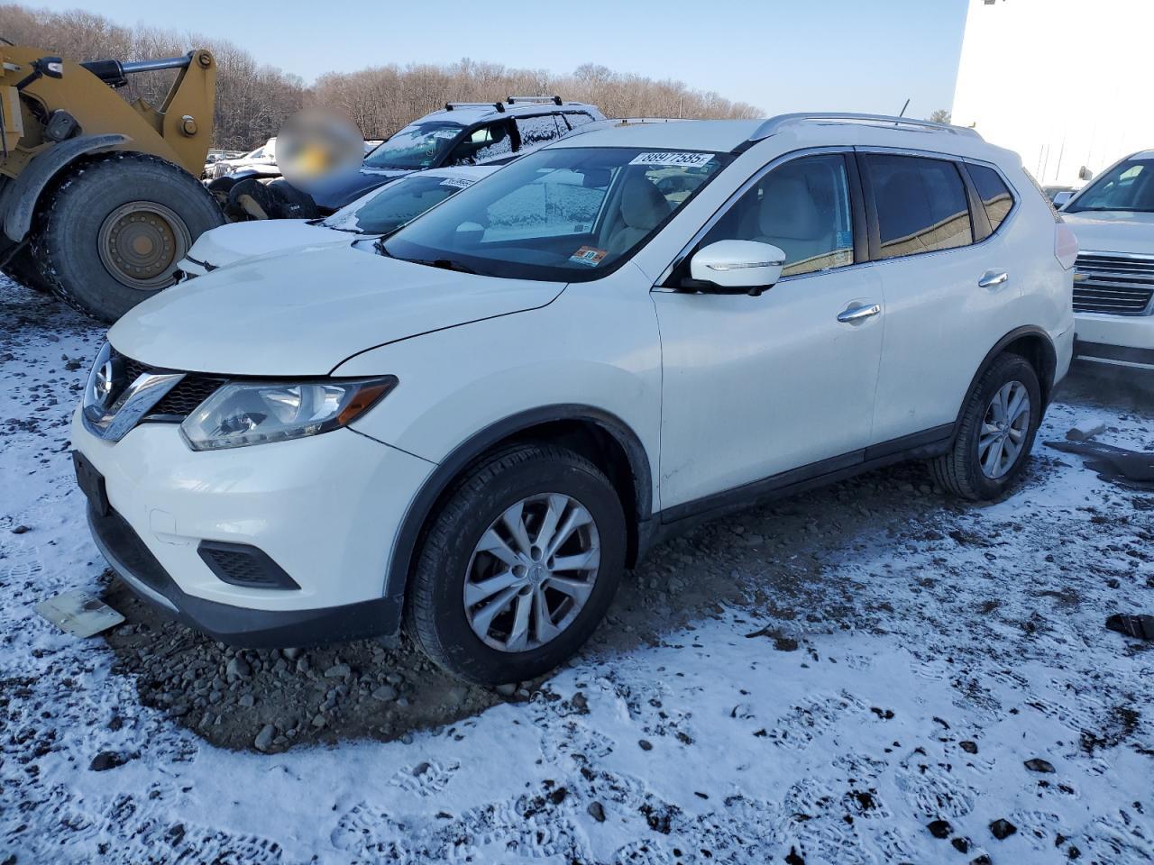 2015 Nissan Rogue - Image 1