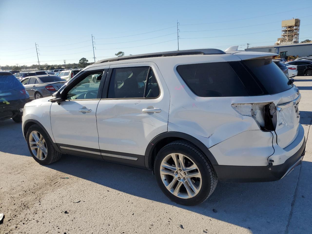 VIN 1FM5K7D85GGC30204 2016 FORD EXPLORER no.2