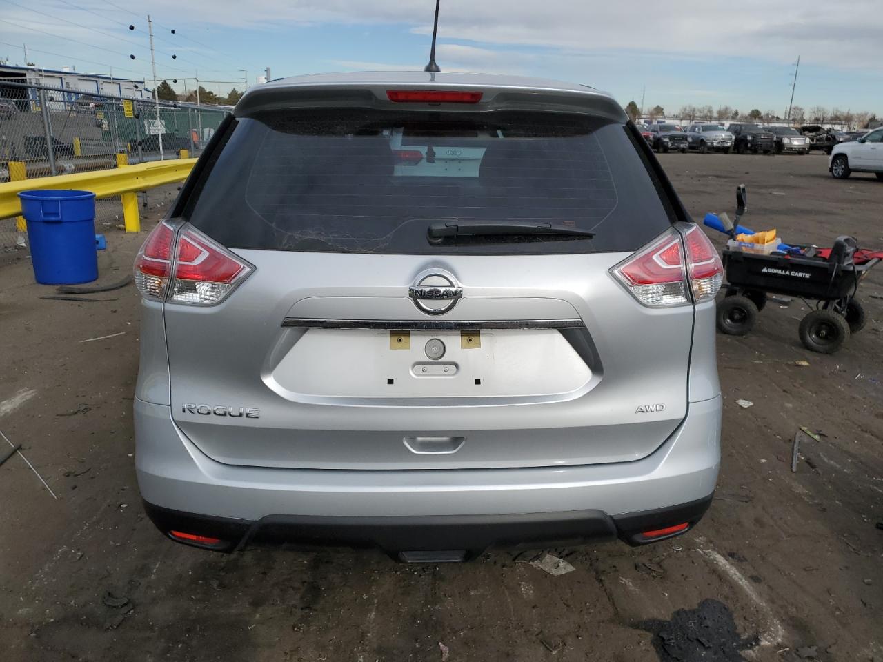 2015 Nissan Rogue - Image 6