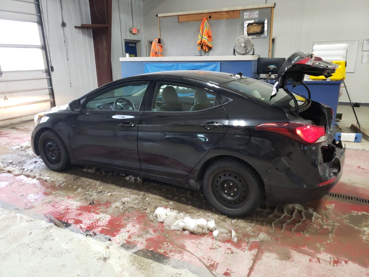 VIN 5NPDH4AE7EH536109 2014 HYUNDAI ELANTRA no.2