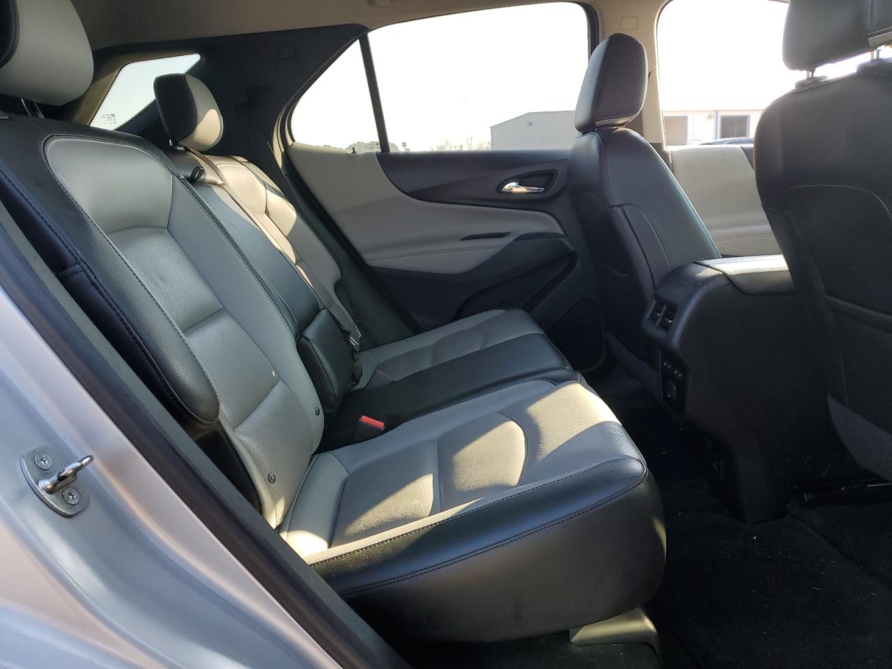 2GNAXNEV9K6284005 CHEVROLET EQUINOX 2019