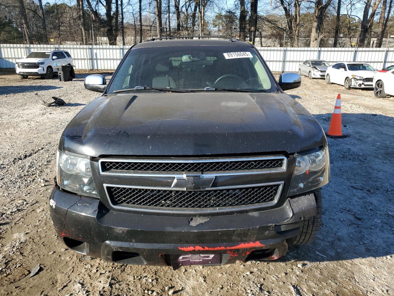 2011 Chevrolet Suburban - Image 5