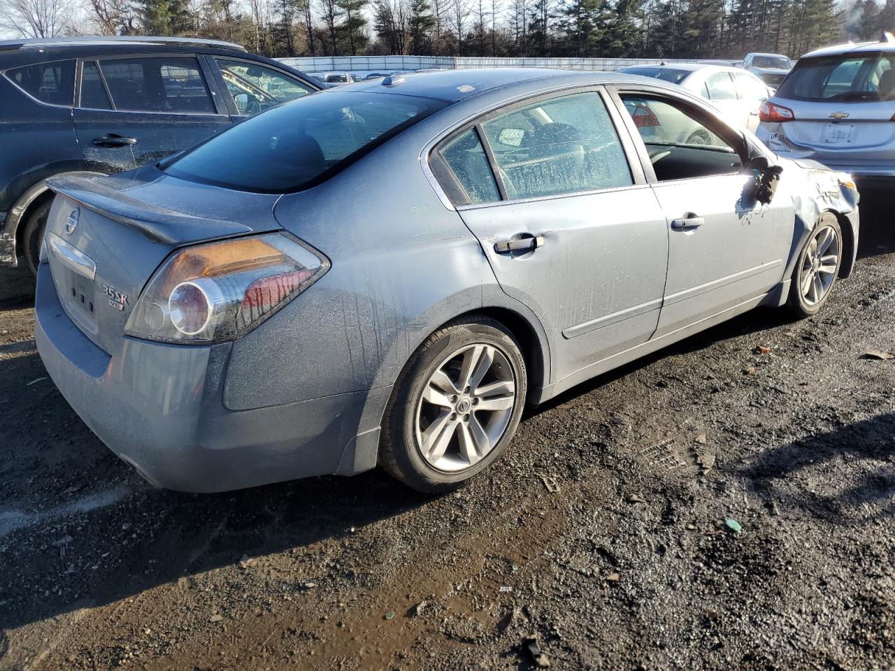2012 Nissan Altima - Image 3