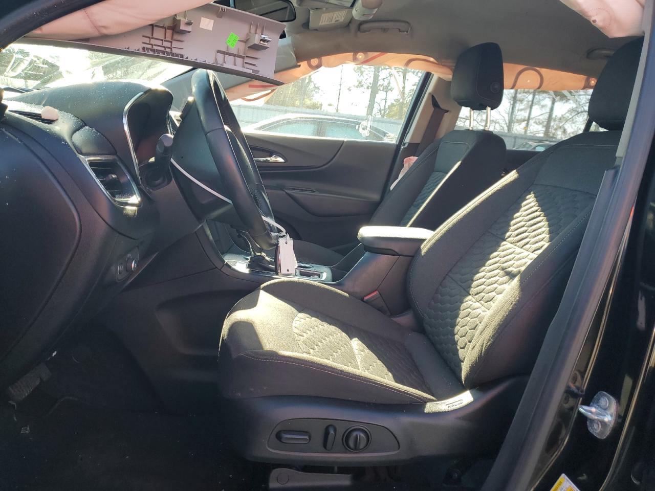 2GNAXSEV7J6111080 CHEVROLET EQUINOX 2018