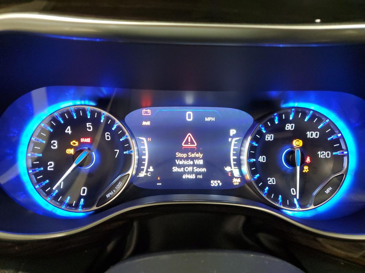 2022 Chrysler Pacifica - Image 9