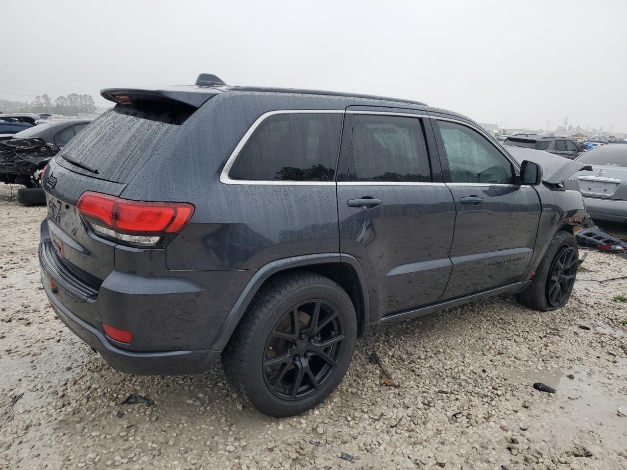 2015 Jeep Grand Cherokee - Image 3