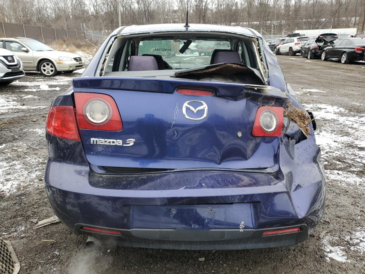 2006 Mazda 3 - Image 6