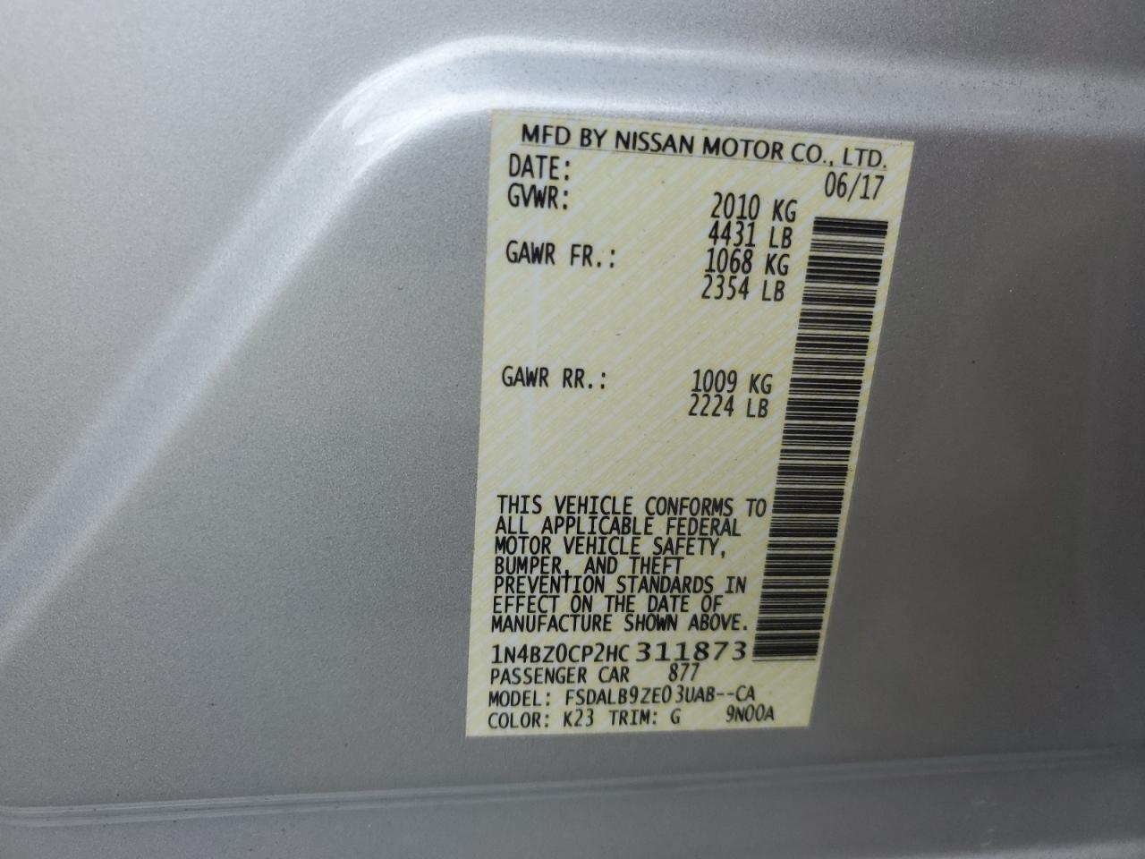 2017 Nissan Leaf - Image 13