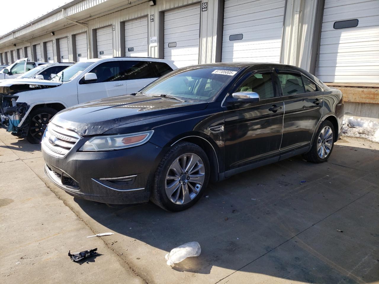 2010 Ford Taurus - Image 1