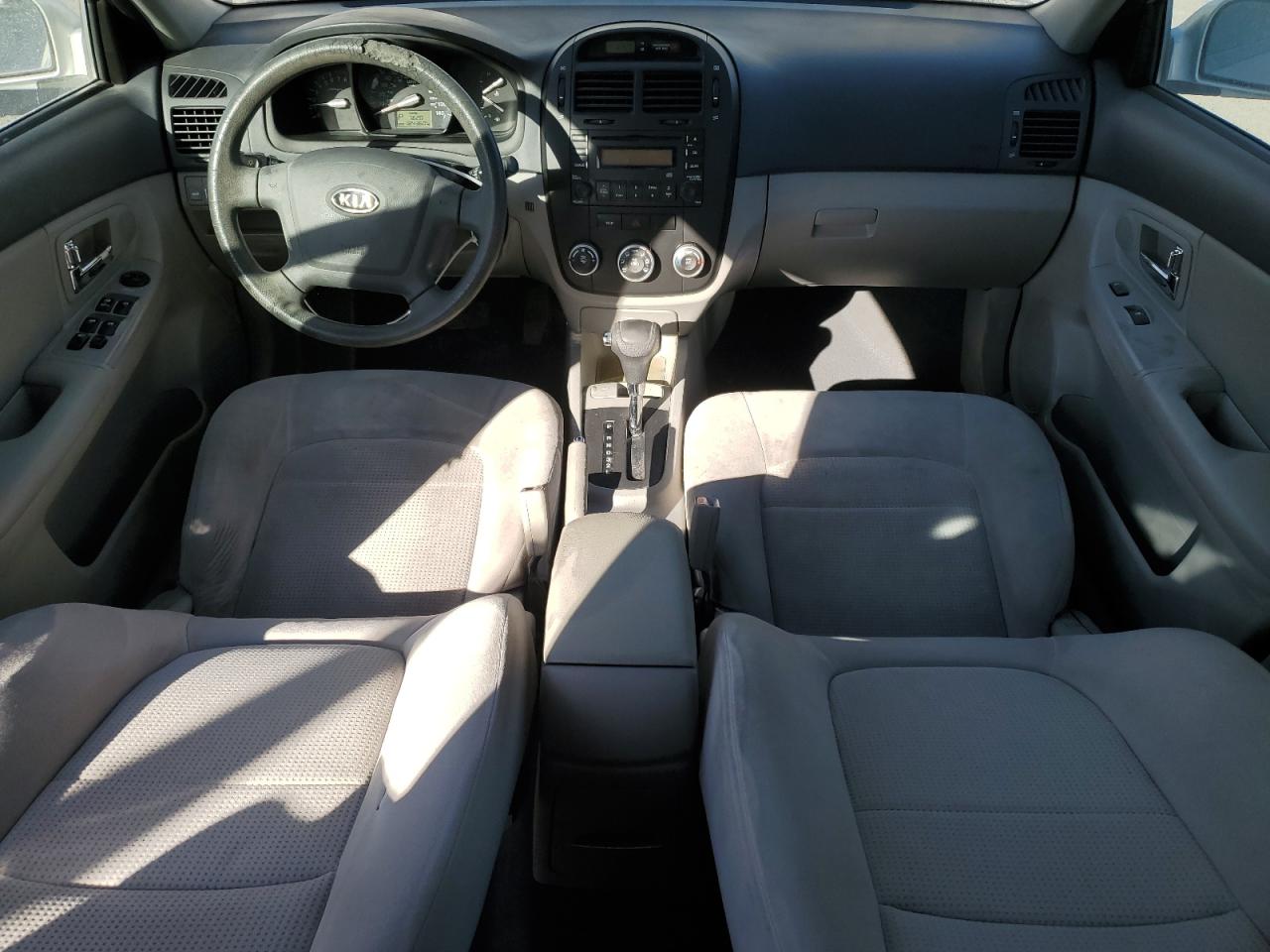 2008 Kia Spectra - Image 8