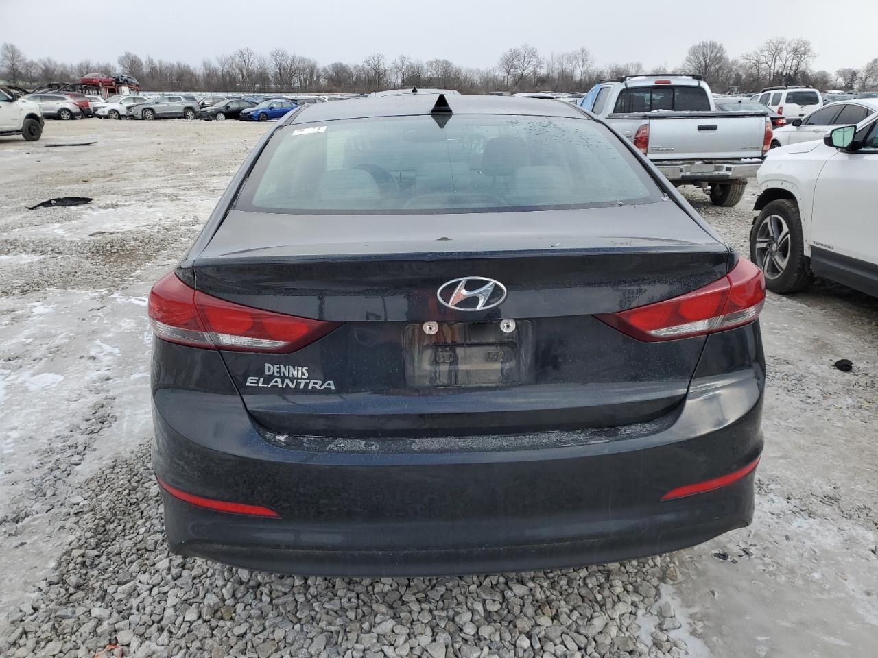 2018 Hyundai Elantra - Image 6