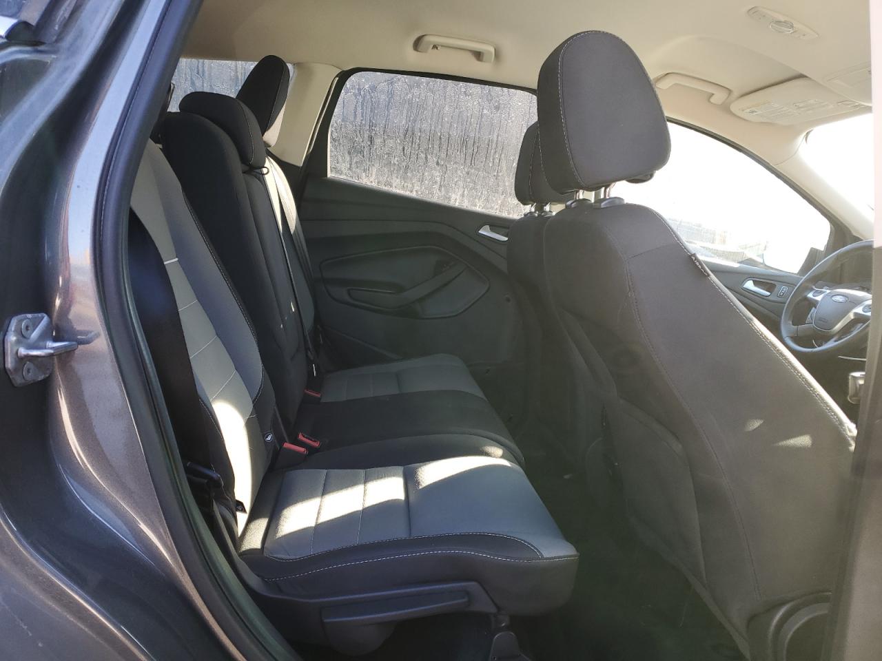 2014 Ford Escape - Image 11