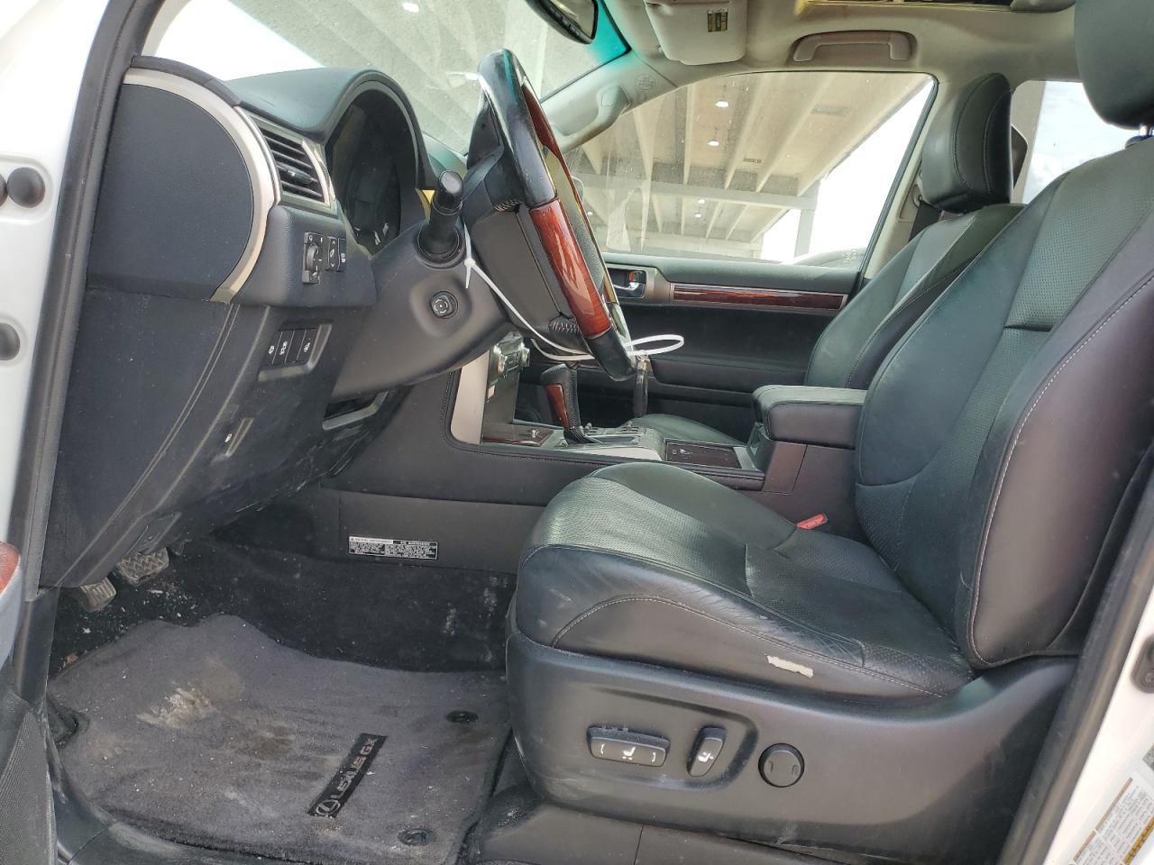 2016 Lexus GX - Image 7