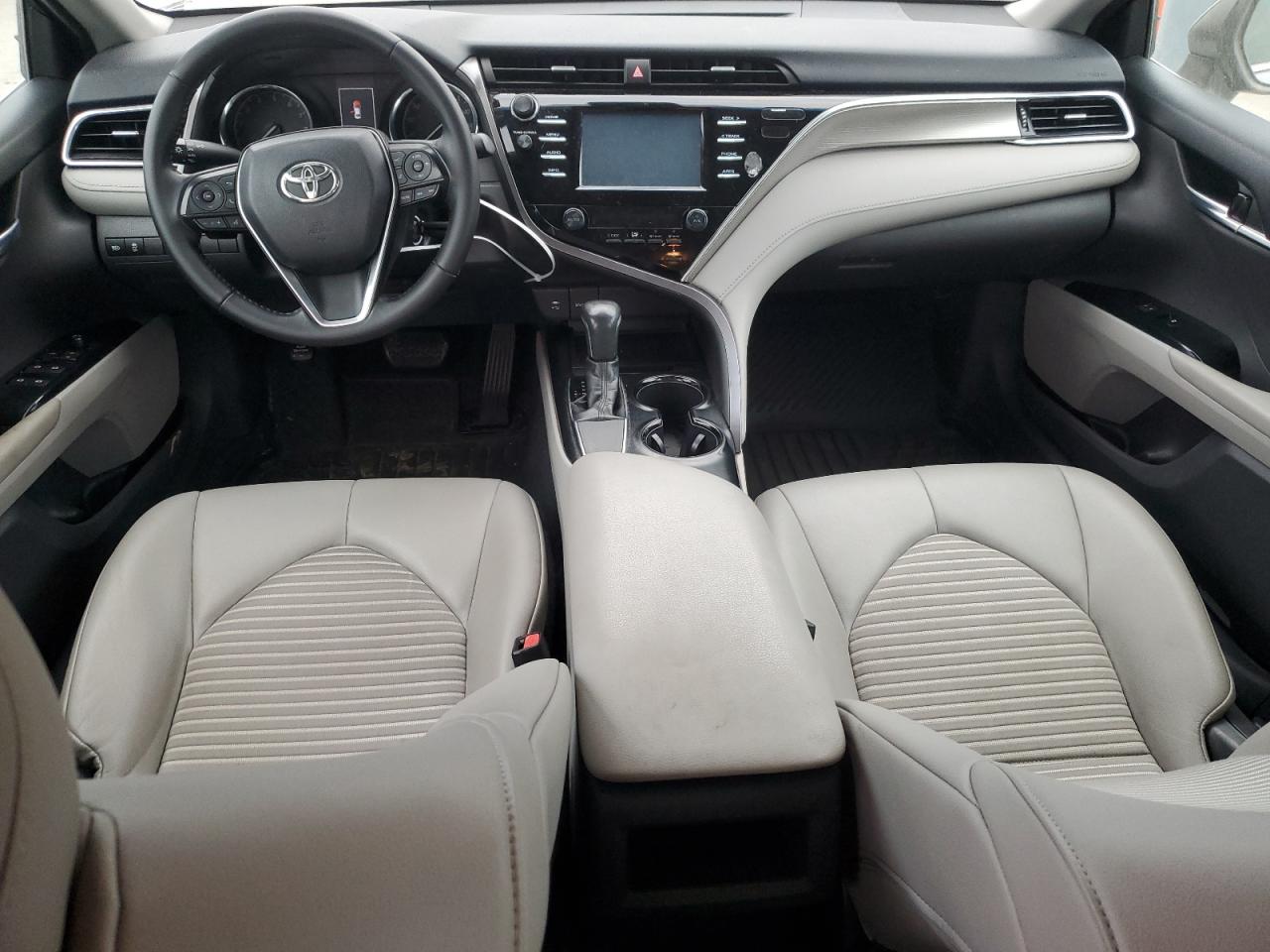 2018 Toyota Camry - Image 8