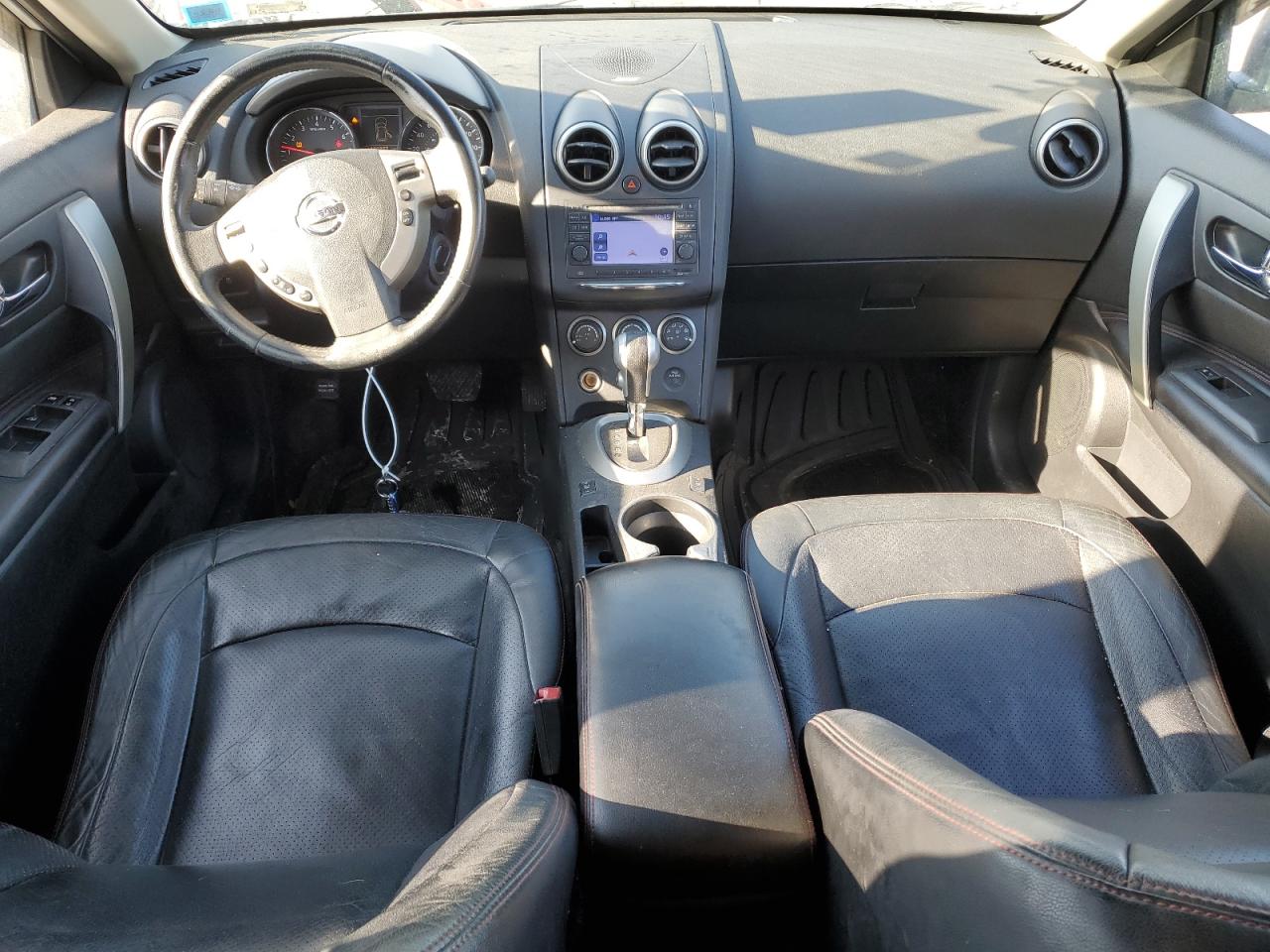 2011 Nissan Rogue - Image 8