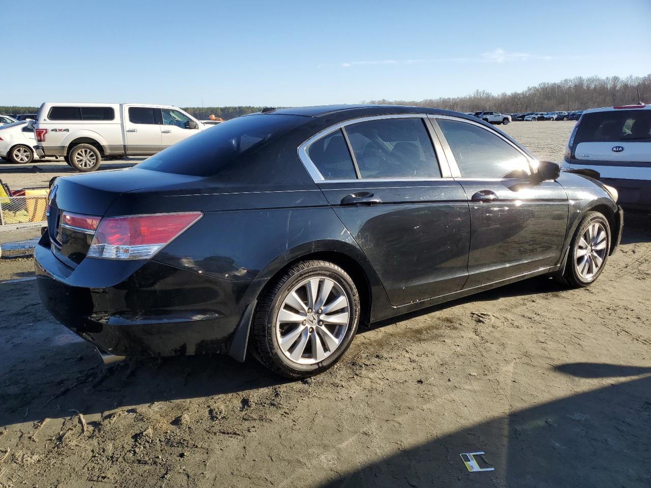 2011 Honda Accord - Image 3