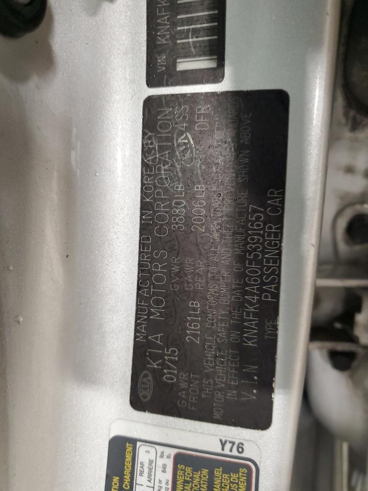 2015 Kia Forte - Image 13
