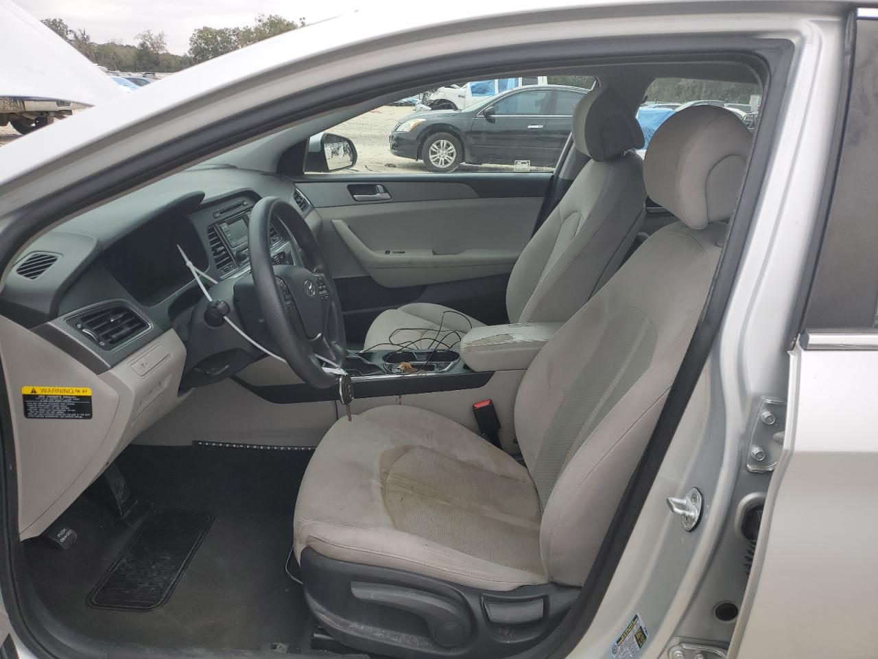 2016 Hyundai Sonata - Image 7