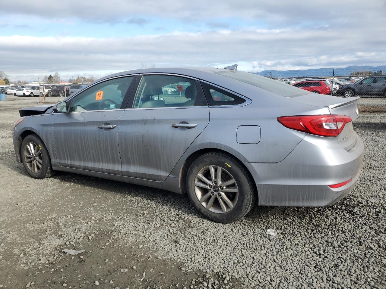 2016 Hyundai Sonata - Image 2