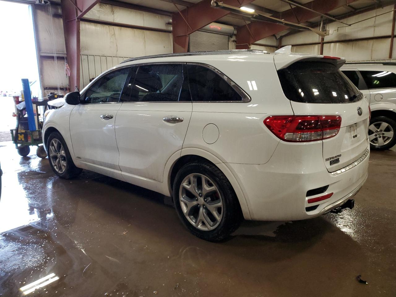 2017 Kia Sorento - Image 2