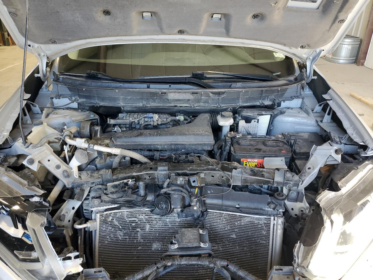 2017 Nissan Rogue - Image 11