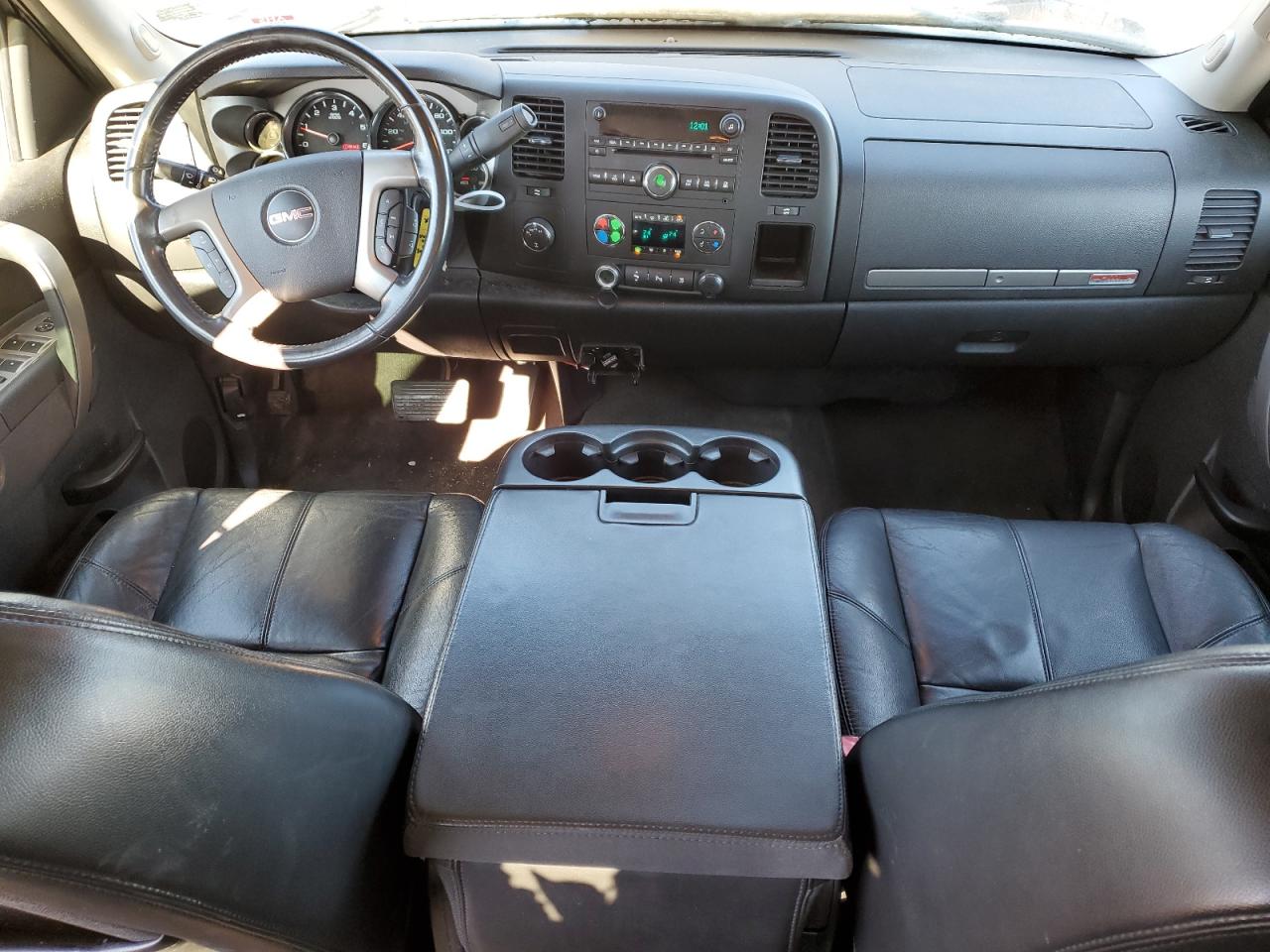 2011 GMC Sierra - Image 8