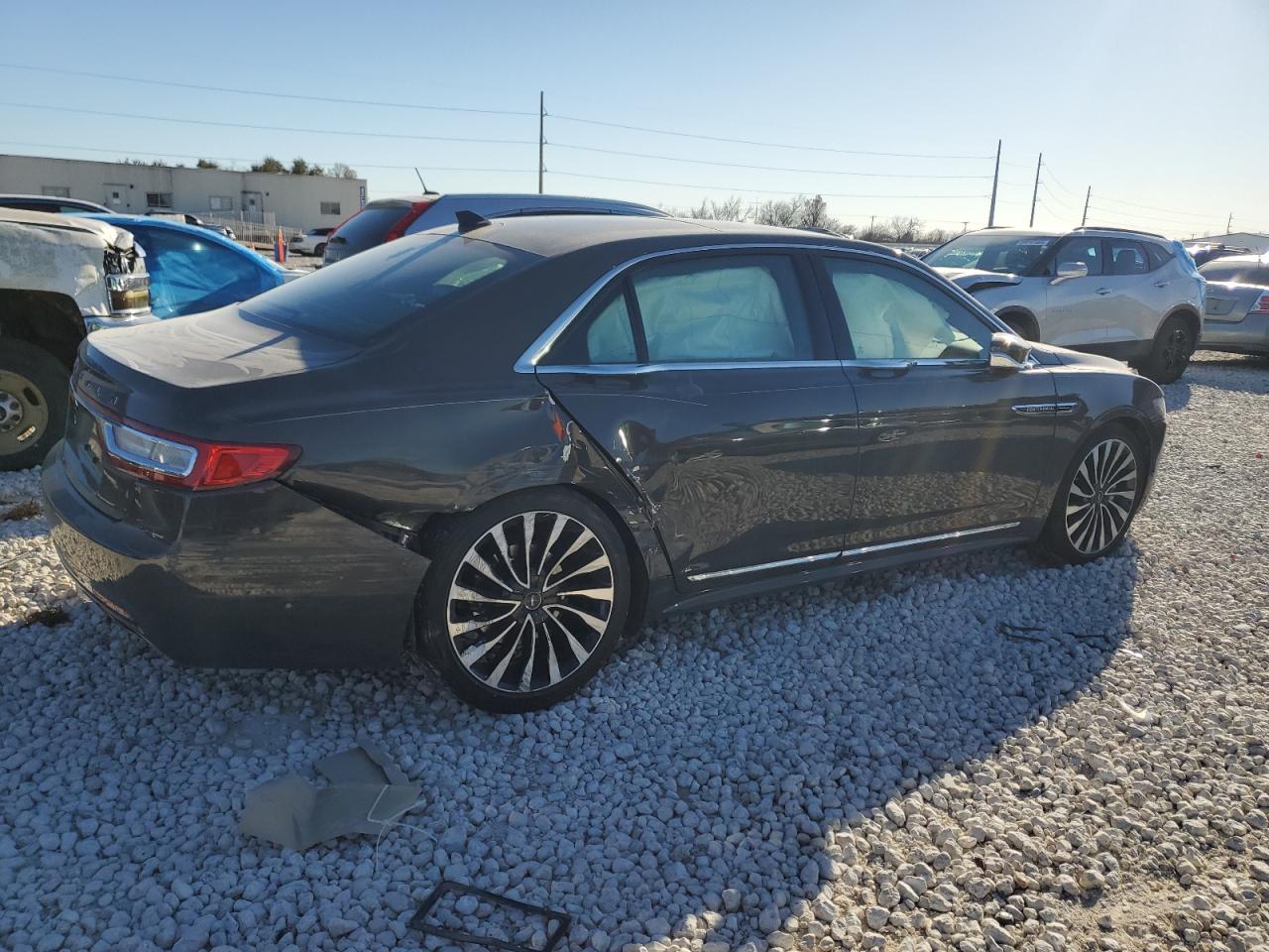 2019 Lincoln Continental - Image 3