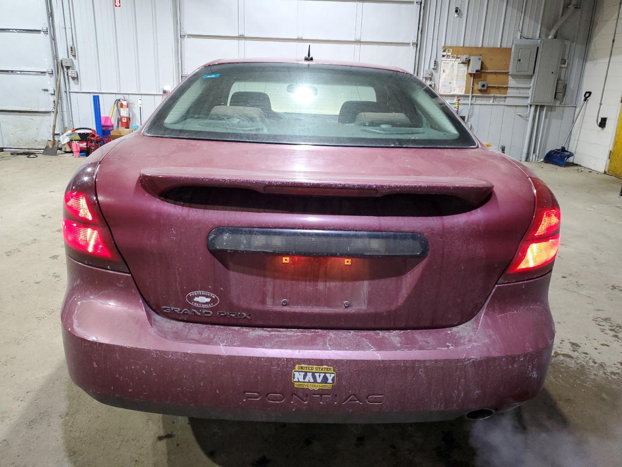 2006 Pontiac Grand Prix - Image 6