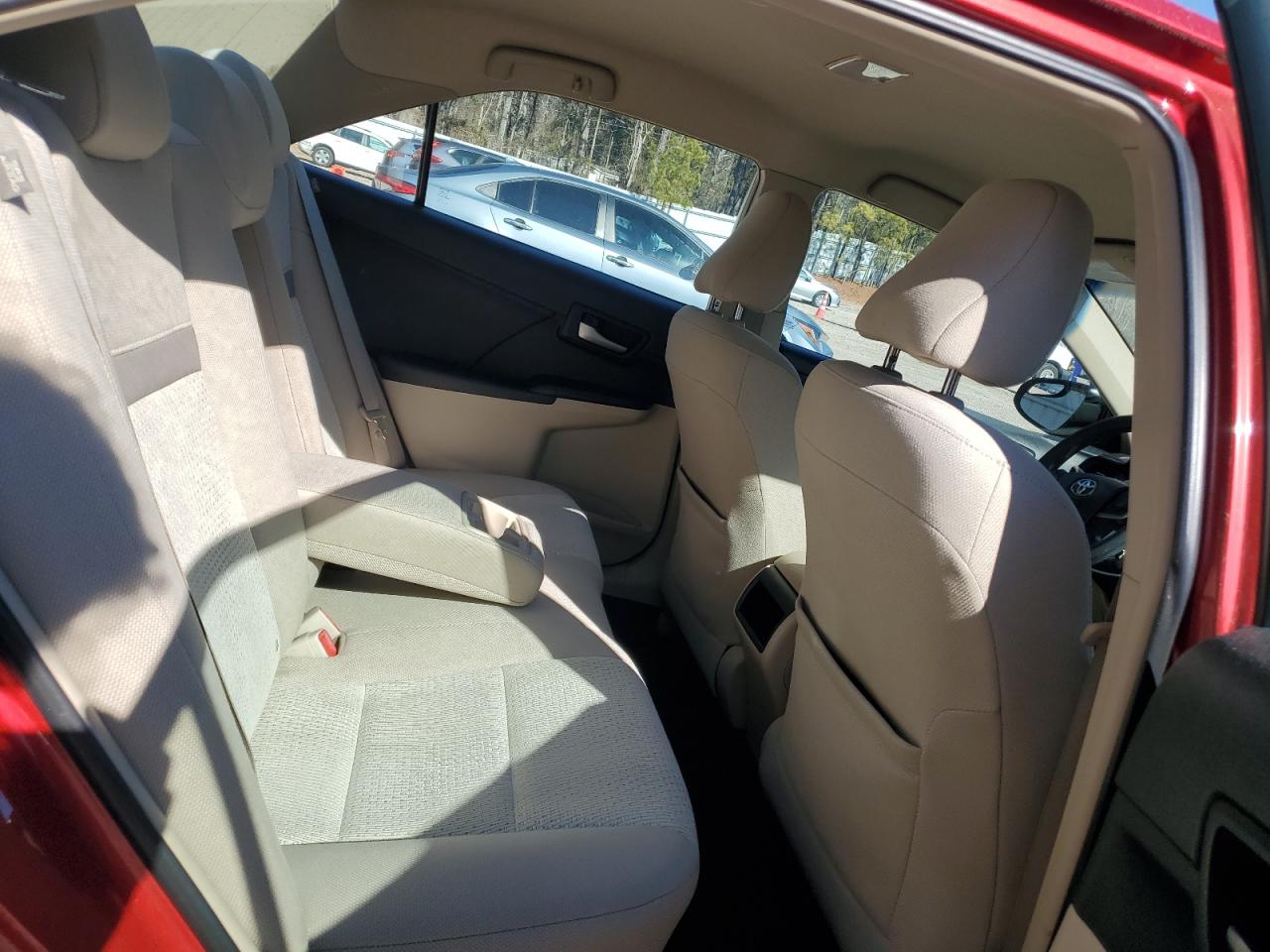 2013 Toyota Camry - Image 10
