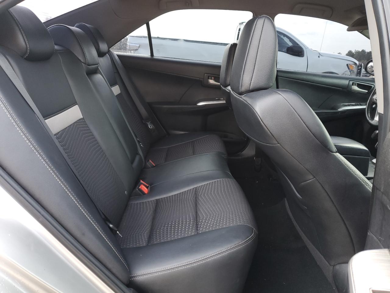 2012 Toyota Camry - Image 10