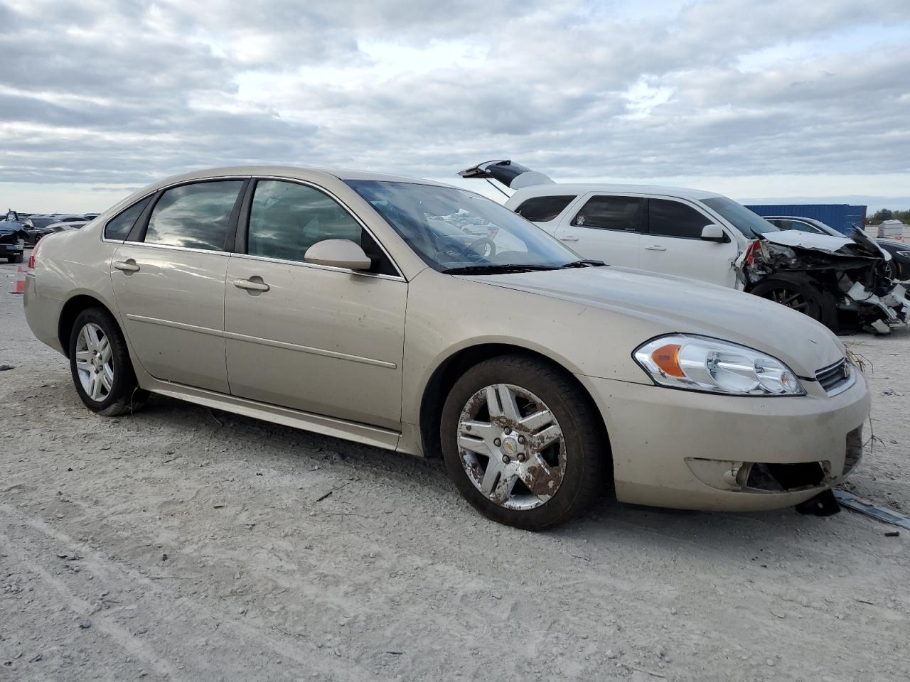 2011 Chevrolet Impala - Image 4