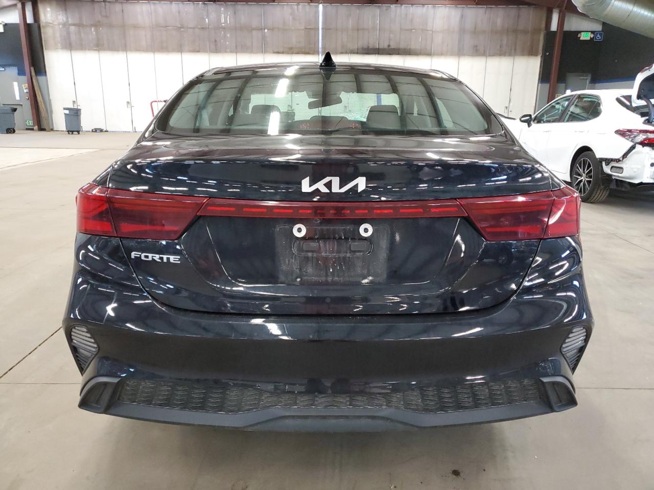2024 Kia Forte - Image 6