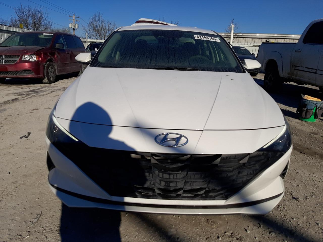 2023 Hyundai Elantra - Image 5