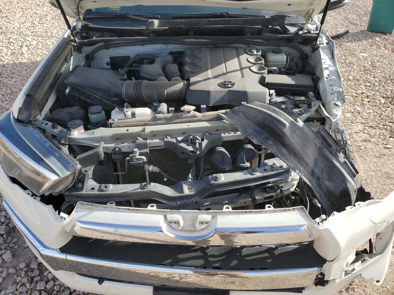 2015 Toyota 4Runner - Image 12