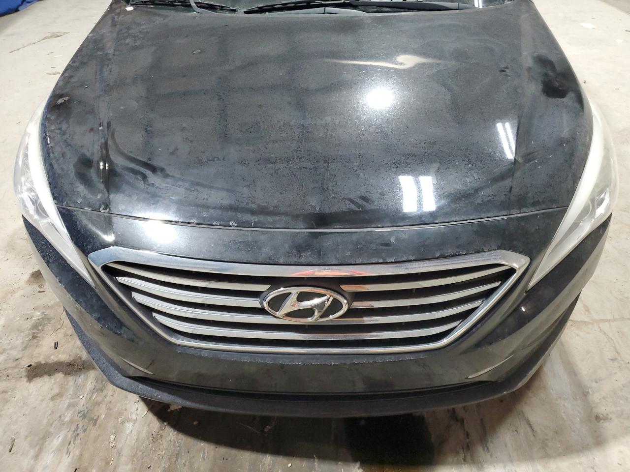 2015 Hyundai Sonata - Image 11