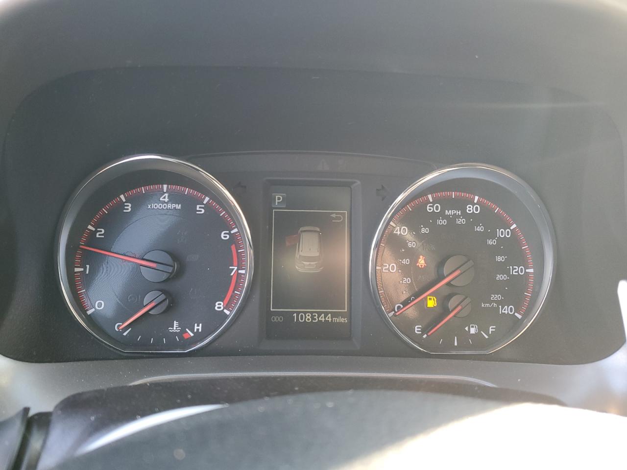 2016 Toyota RAV 4 - Image 9
