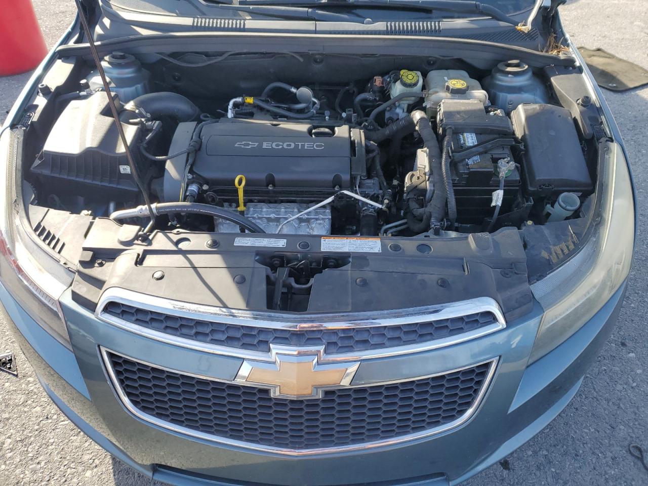 2012 Chevrolet Malibu - Image 13