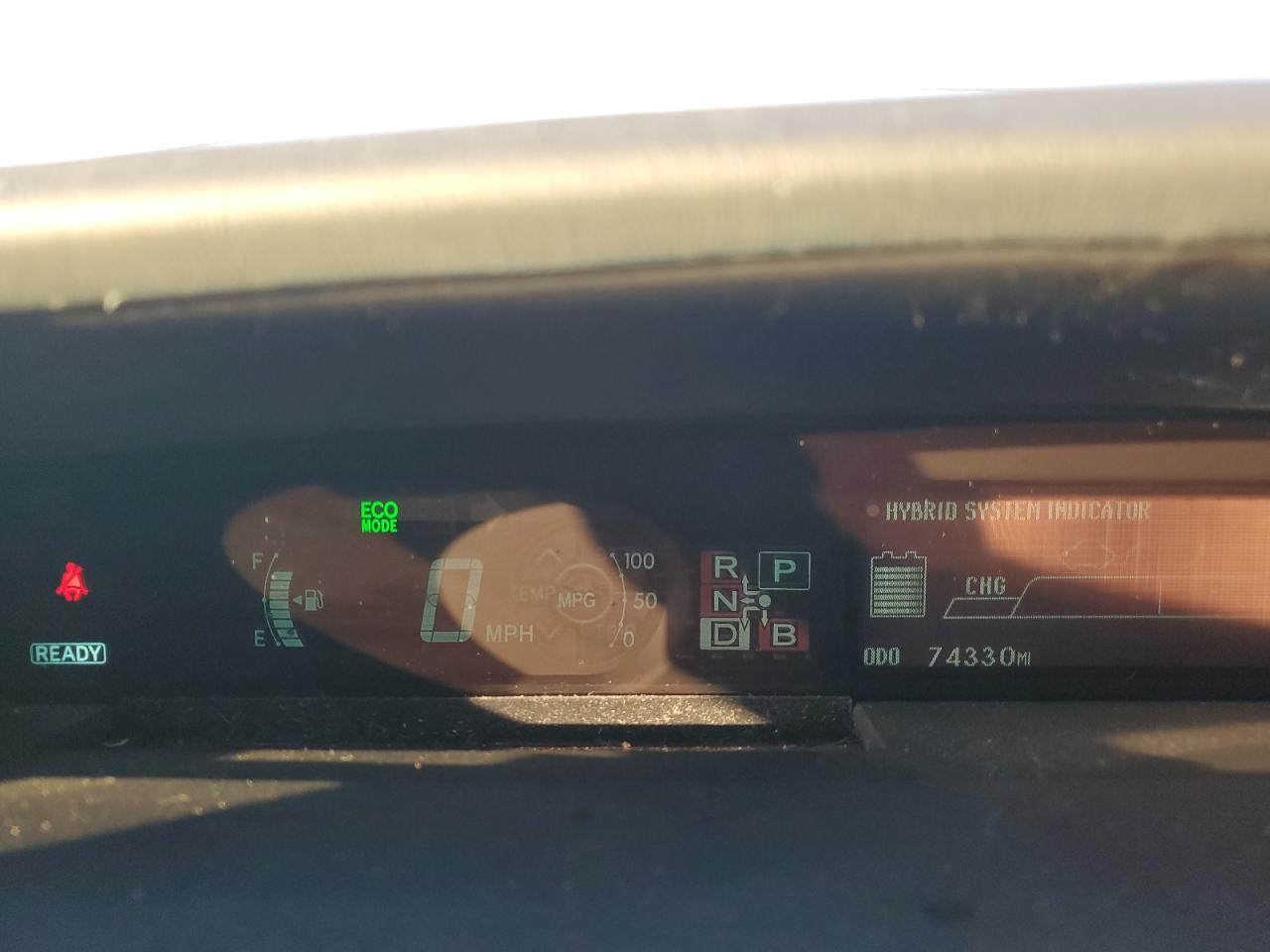 2015 Toyota Prius - Image 9