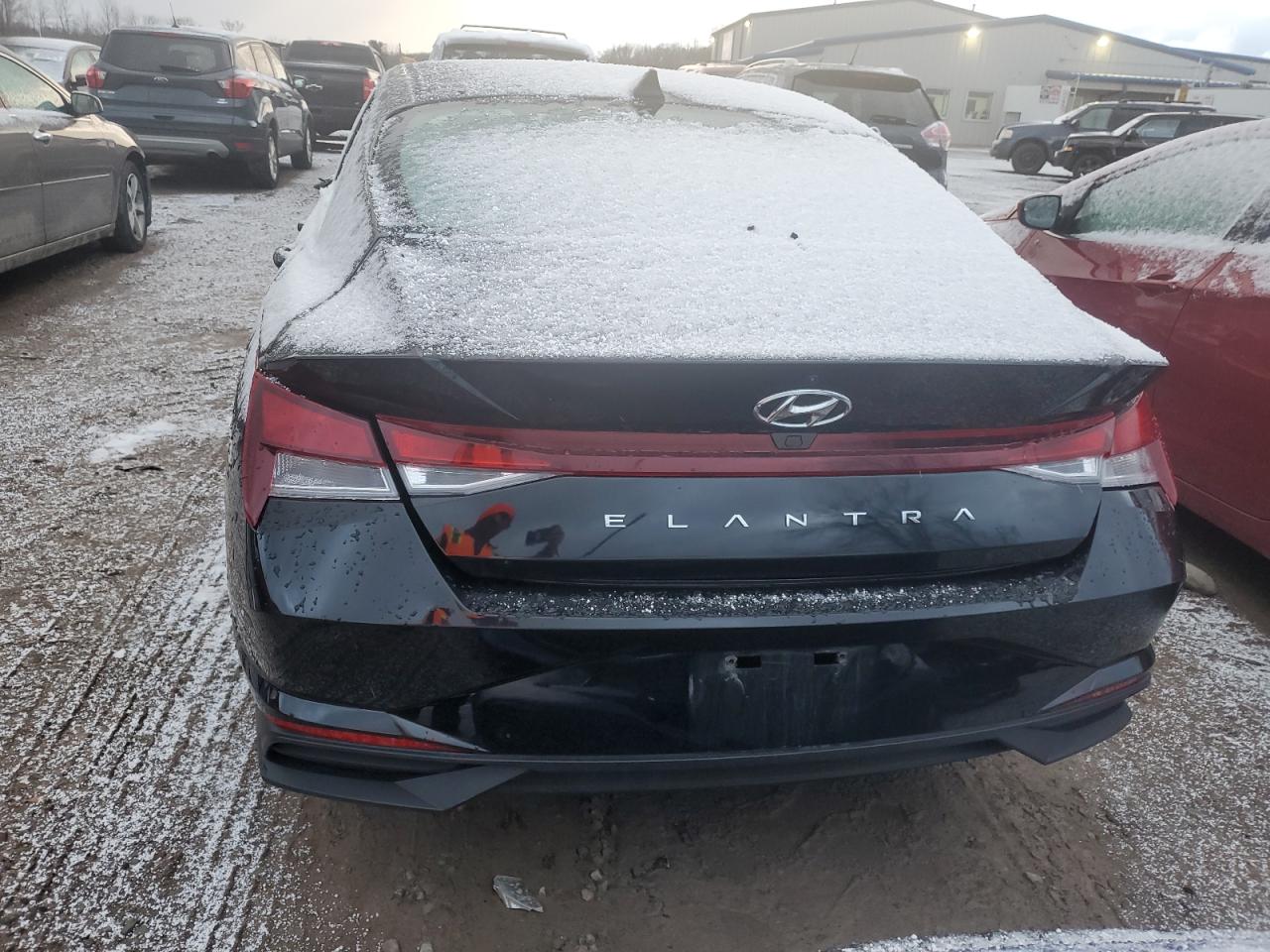 2023 Hyundai Elantra - Image 6