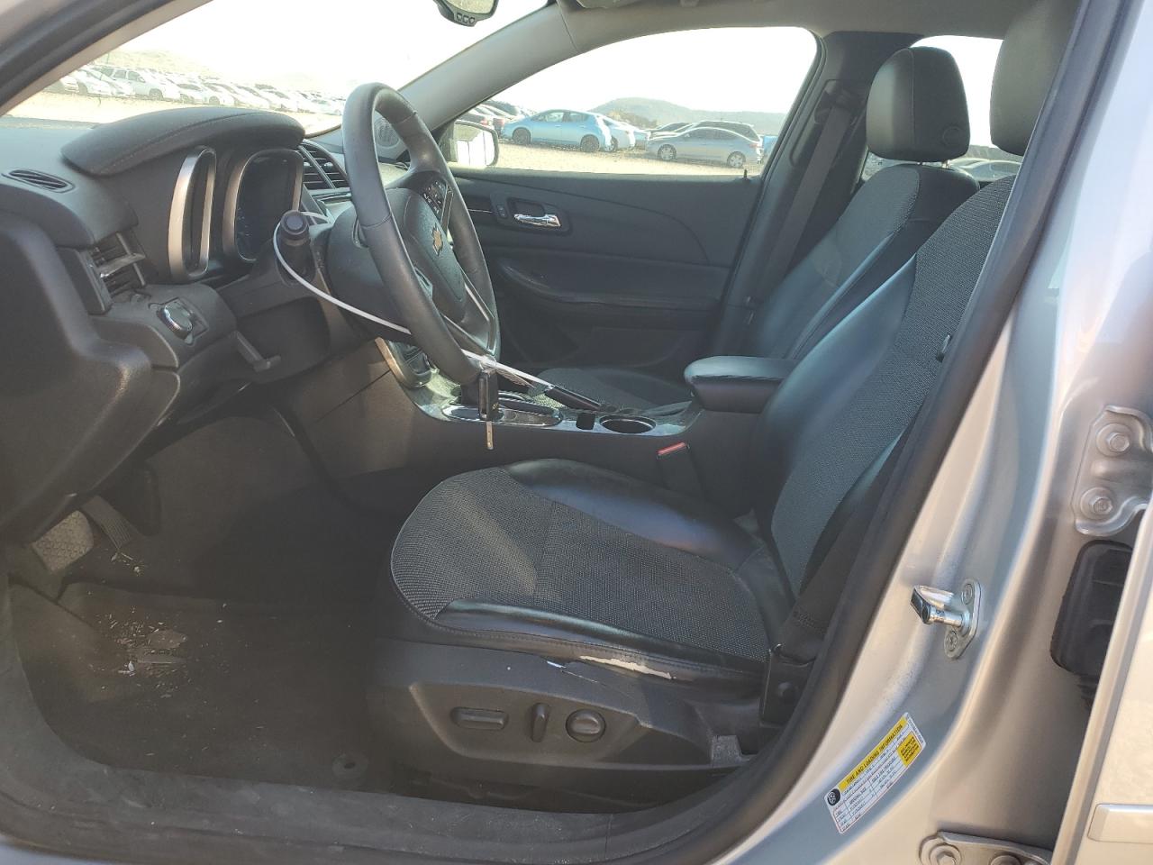 2016 Chevrolet Malibu - Image 7