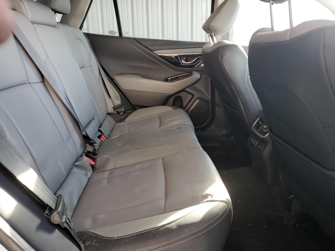 2020 Subaru Outback - Image 11