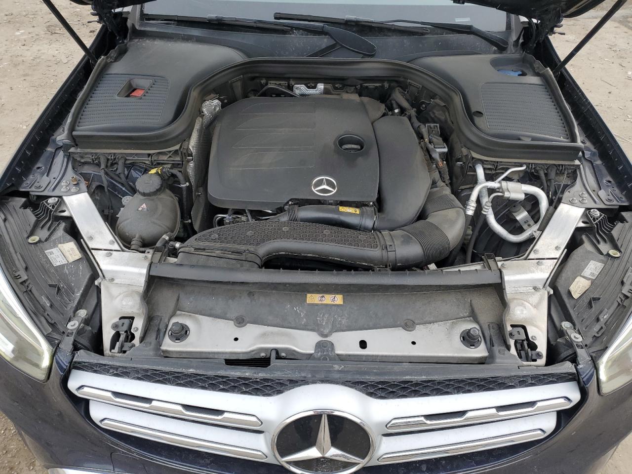 2021 Mercedes-Benz GLC - Image 12