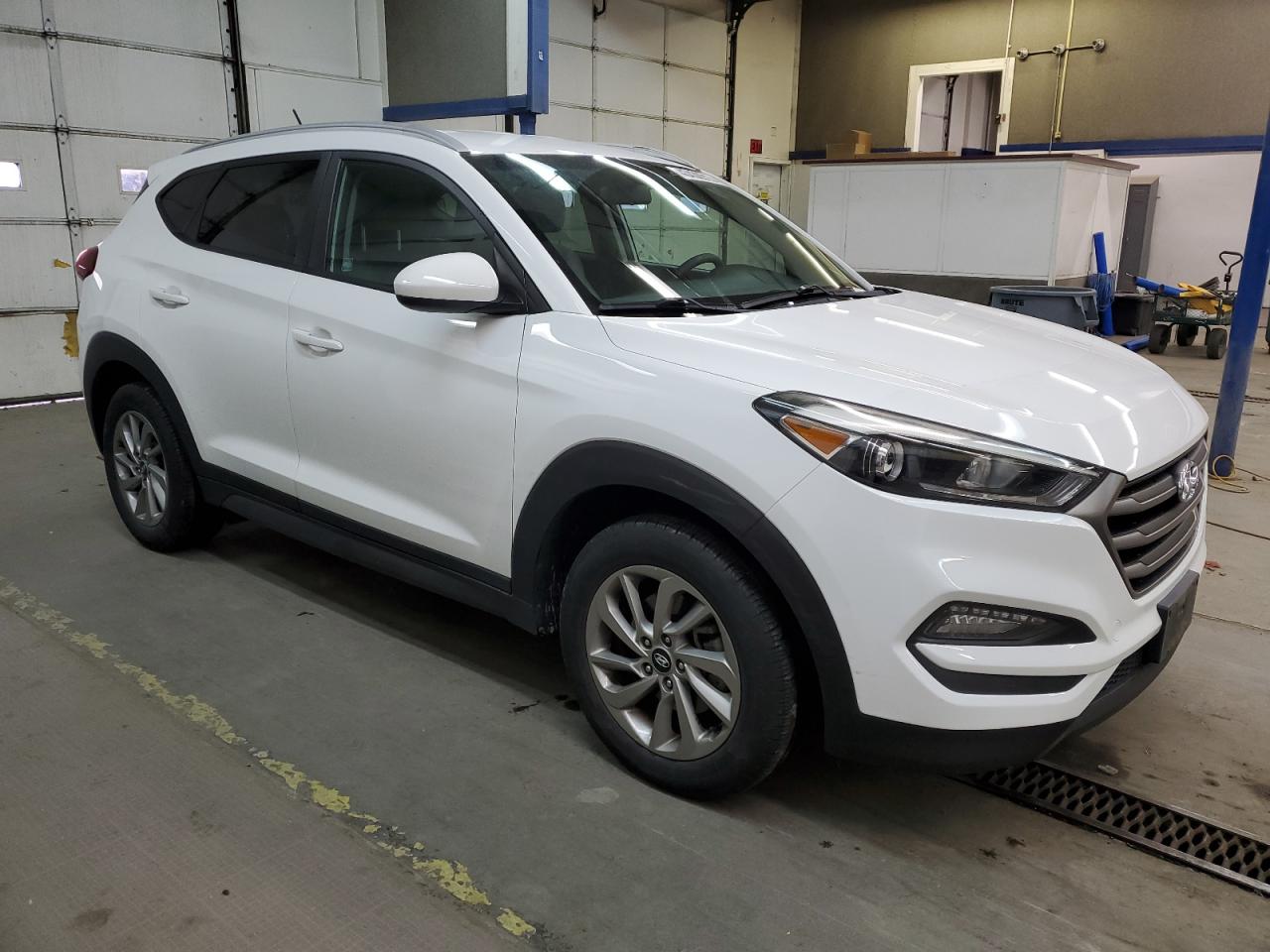 2016 Hyundai Tucson - Image 4